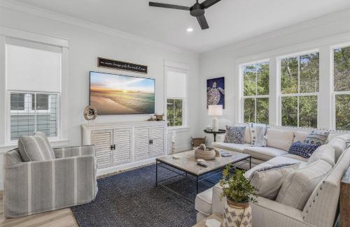 Lakeside at Blue Mountain Beach Casa | Blue Mountain - Seaglass