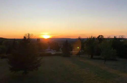 Meaford Cabaña | Blue Mountain, Ski, Views,