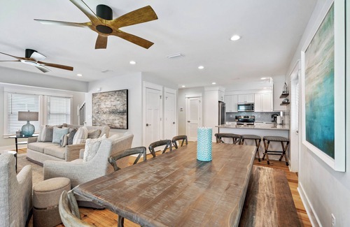Lakeside at Blue Mountain Beach Casa | Blue Mountain Beach | Private Pool | 5 Bikes | Pet-Friendly