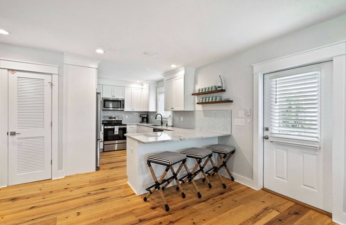 Lakeside at Blue Mountain Beach Casa | Blue Mountain Beach | Private Pool | 5 Bikes | Pet-Friendly
