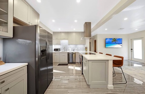 Central Fort Lauderdale Casa | Blue Ocean Retreat by PMI