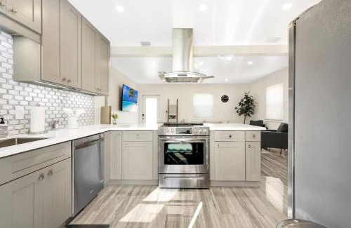 Central Fort Lauderdale Casa | Blue Ocean Retreat By Pmi