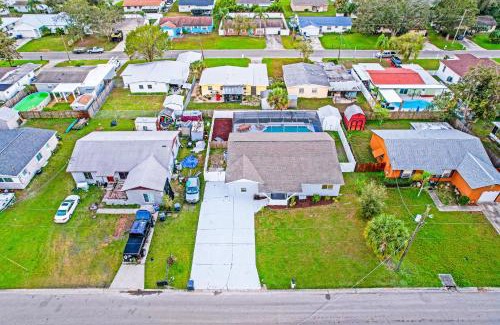 Apollo Beach Casa | Blue on Fox Run