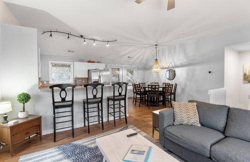Sea Scape Casa | Blue Paradise Club: Golf Community | Hot Tub