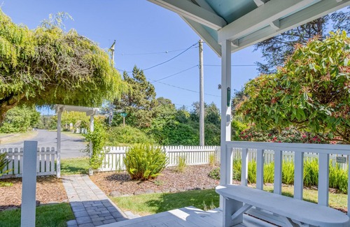 Gleneden Beach Casa | Blue Pineapple