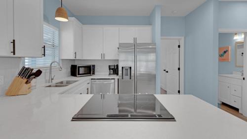 Village of Sugar Beach Casa | Blue Pineapple