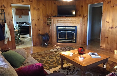 Glade Valley Casa | Blue Ridge Country Home - ¡Reserva para el otoño!