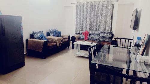 Phase 1 Apartamento | Blue Ridge Hinjewadi stay inn