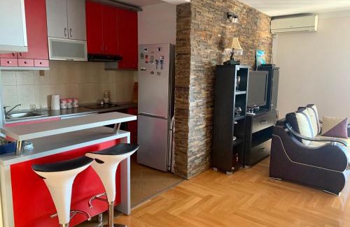 Petrovac Apartamento | Blue Sky Apartment
