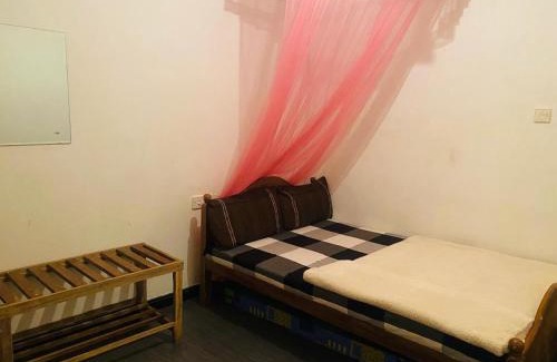 Nallathanniya Casa | Blue sky Guest House And Restaurant