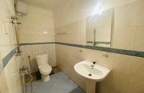 Nallathanniya Casa | Blue sky Guest House And Restaurant