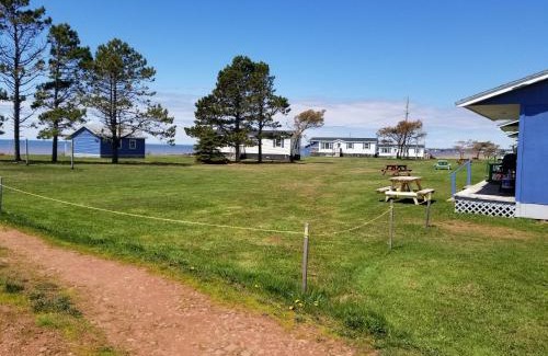 DeSable Complejo | Blue Spruces Cottages