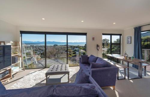 Tahunanui Casa | Blue Water Views