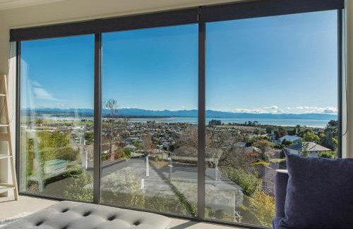 Tahunanui Casa | Blue Water Views
