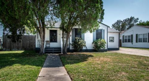Bay Area Casa | Blue Wave Cottage