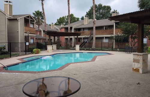 Astrodome Apartamento | Bluebeam 1 Bed near Medical Center & NRG with Pool