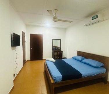 Sri Jayawardenepura Kotte Hotel | Bluebell hotel and family restaurant