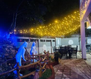 Sri Jayawardenepura Kotte Hotel | Bluebell hotel and family restaurant