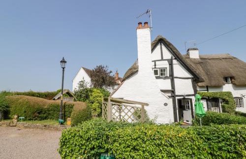 Shottery Casa | Bluebell Cottage