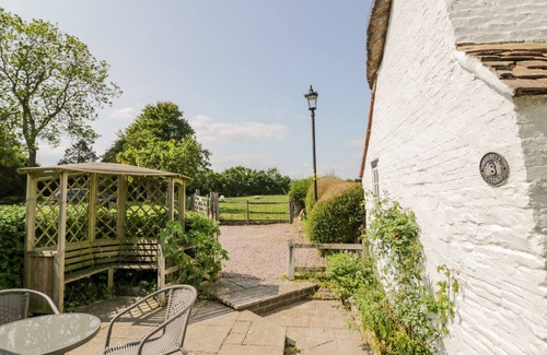 Shottery Cabaña | Bluebell Cottage