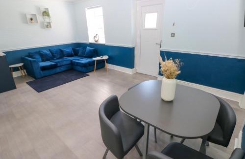 Nantgarw Casa | Bluebell Cottage