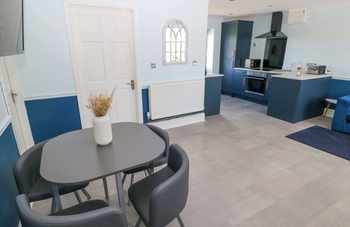 Nantgarw Cabaña | Bluebell Cottage