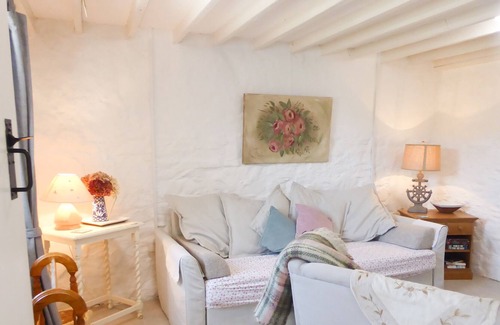Kilmore Cabaña | BLUEBELL COTTAGE, family friendly in Kilmore Quay, County Wexford
