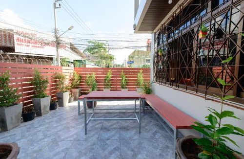 Hat Yai Casa | Bluebell House Hatyai - Cosy 3 bedrooms for 10 pax - 9 mins drive to Lee Grd