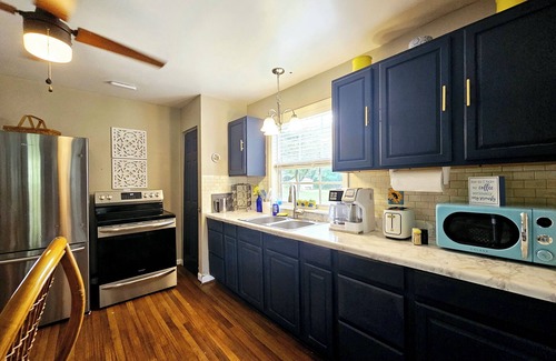 Arlington Casa | Blueberry Farm Views & Vineyards Nearby