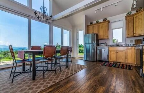 Lexington Casa | Blueberry Hill Cottage, Lexington Virginia, Blueberry Hill Cottage, Lexington Virginia
