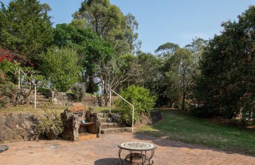 Kurrajong Casa | Blueberry Hills On Comleroy Farmstay - Self-Contained Cottages