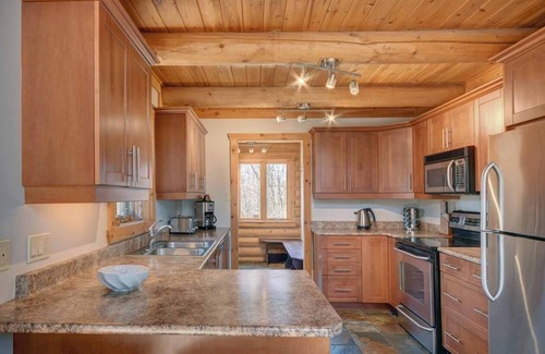 Labelle Chalet De Esquí | Blueberry Lake Resort Cottage - Lake - Pool- Tennis- Volleyball