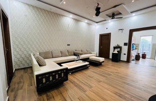 Faridabad Casa | Blueberry Mountain Hills