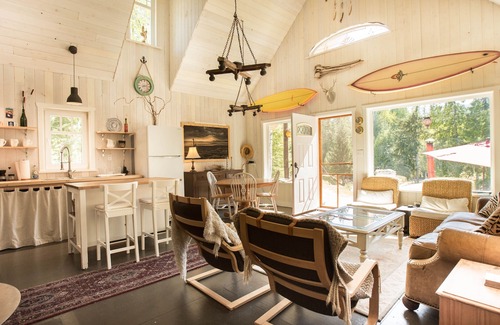 Albas Cabaña | Blueberry Springs en el lago Shuswap. "Escape a la naturaleza"