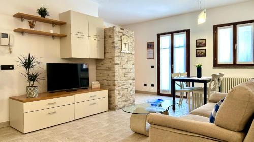 Luino Apartamento | Blueberry Villa - Historic Center