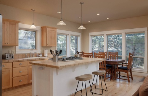RiverWild Casa | Bluebird Day - Big River