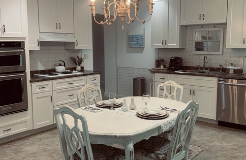 Asheville Apartamento | Bluebirds Nest - ¡A 10 minutos del centro de Asheville!