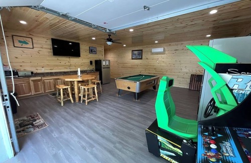 Briggsville Cabina | Bluegill Bungalow-9 Miles To Dells, Pet Friendly