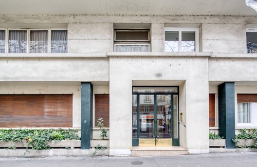 Auteuil Apartamento | Blueground | Auteuil, elevator & concierge
