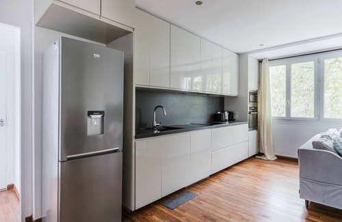 Republique–Point-du-Jour Apartamento | Blueground | Auteuil, near football & tennis