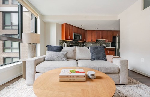 Ballston Apartamento | Blueground | Ballston, pool, nr Arlington Cemetery