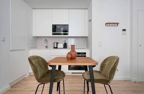 Benfica Apartamento | Blueground | Benfica, furnished, full kitchen