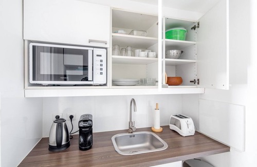 Faubourg-du-Roule Apartamento | Blueground | Champs-Élysées, parking, a/c, elev