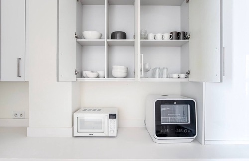 Champs-Elysees Apartamento | Blueground | Champs-Élysées, furnished + kitchen