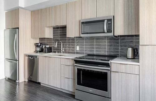 Downtown Oakland Apartamento | Blueground | Civic Center, view, nr Lake Merritt