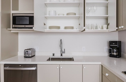 Chinatown Apartamento | Blueground | Downtown, elevator, nr parks