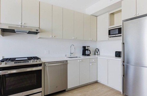 Chinatown Apartamento | Blueground | Downtown, elevator, nr parks