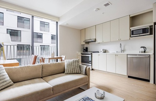 Chinatown Apartamento | Blueground | Downtown, elevator, nr parks