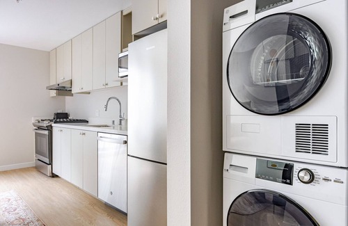 Chinatown Apartamento | Blueground | Downtown, elevator, nr parks
