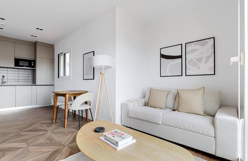 El Born Casa | Blueground | El Born, AC & w/d, nr Ciutadella